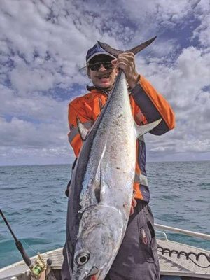 Big tuna off Moreton - Bush 'n Beach Fishing Magazine